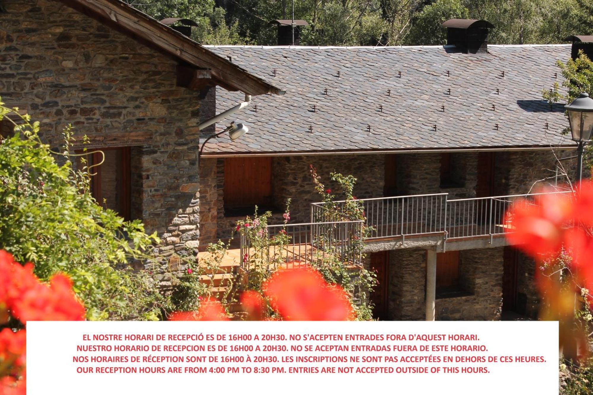 Apartaments Turistics Vilaro Llorts Exterior photo