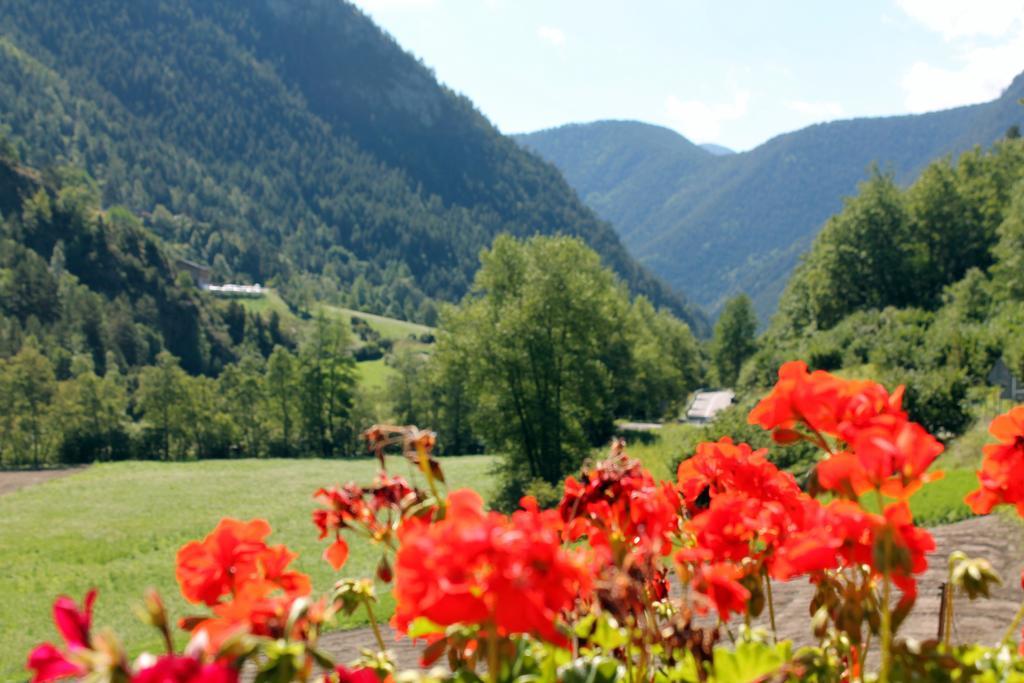 Apartaments Turistics Vilaro Llorts Exterior photo